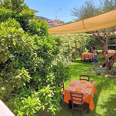 Macchiapiede Frühstückspension 3*